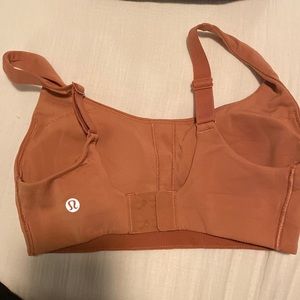Lululemon athletica 32B bra